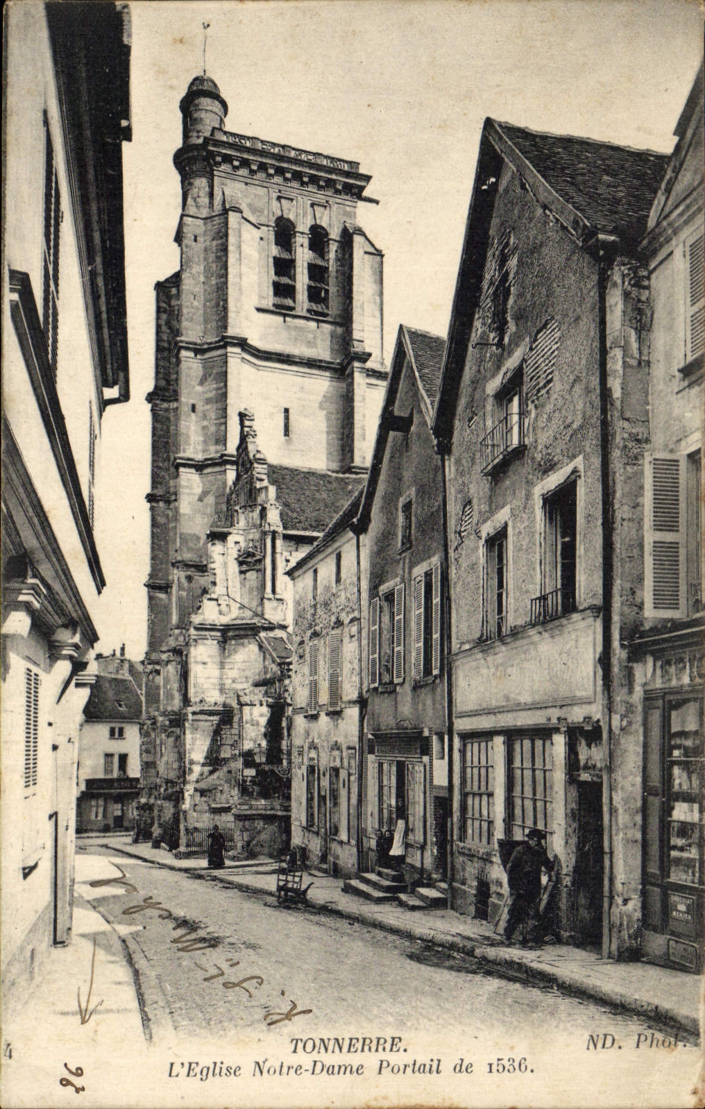 CPA Tonnerre L'Eglise Notre Dame Portail de 1536