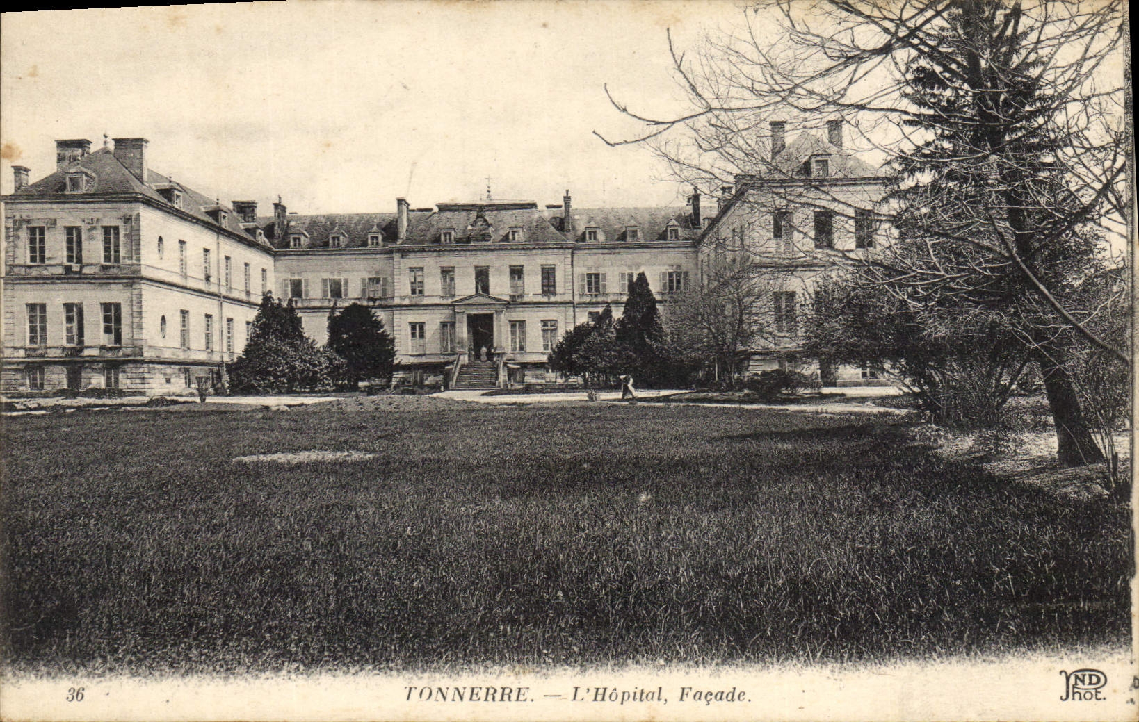 CPA Tonnerre L'Hopital Facade 