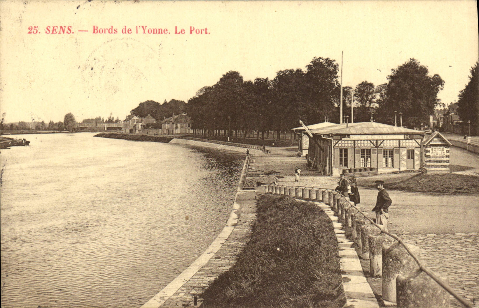 CPA Sens Bords de l'Yonne Le Port 