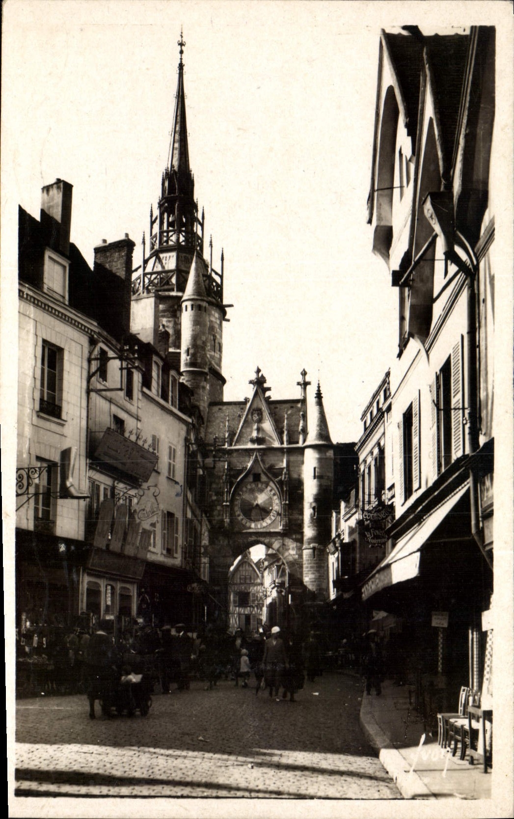 CPA Auxerre Tour de l'Horloge