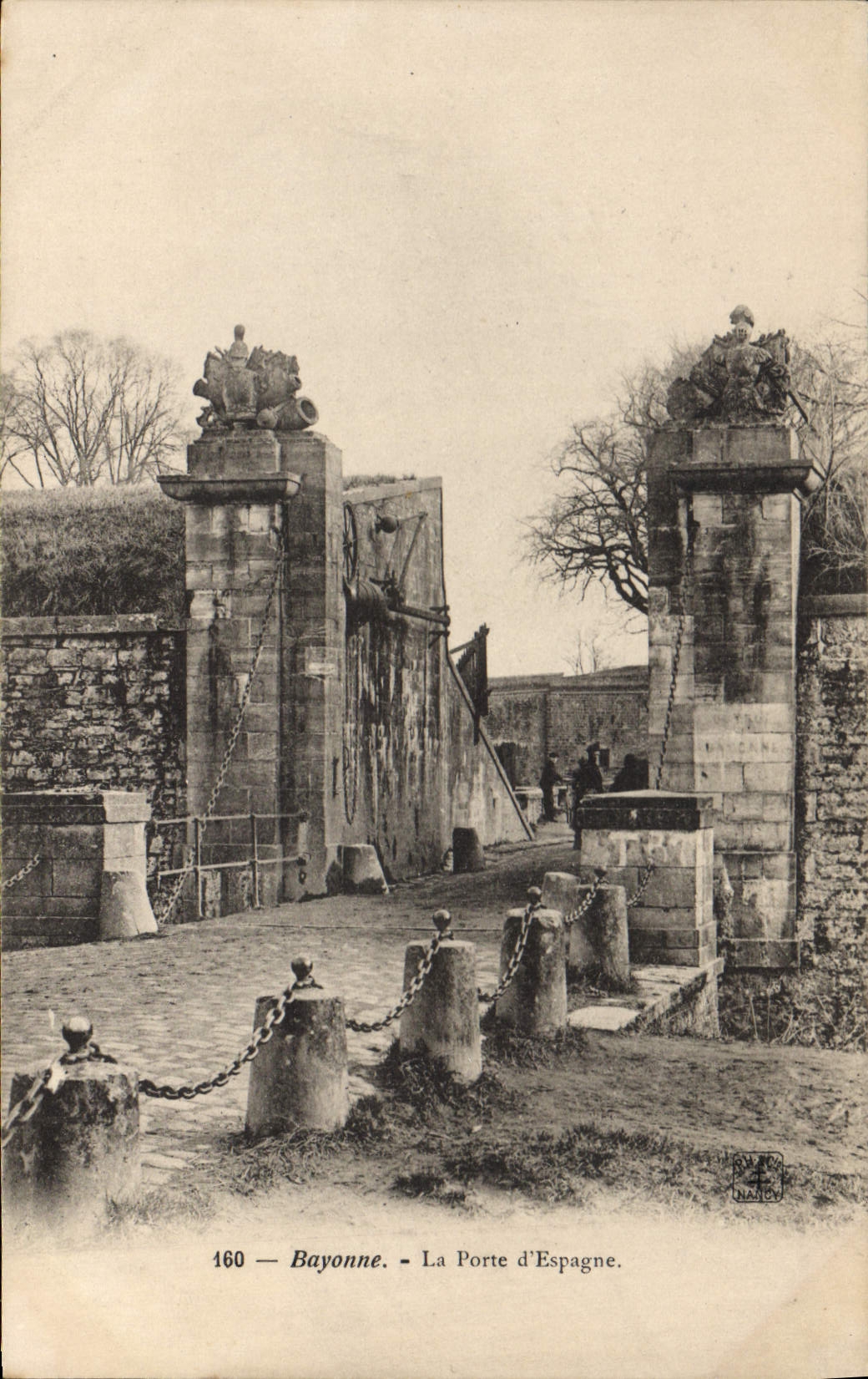 CPA Bayonne La Porte d'Espagne 