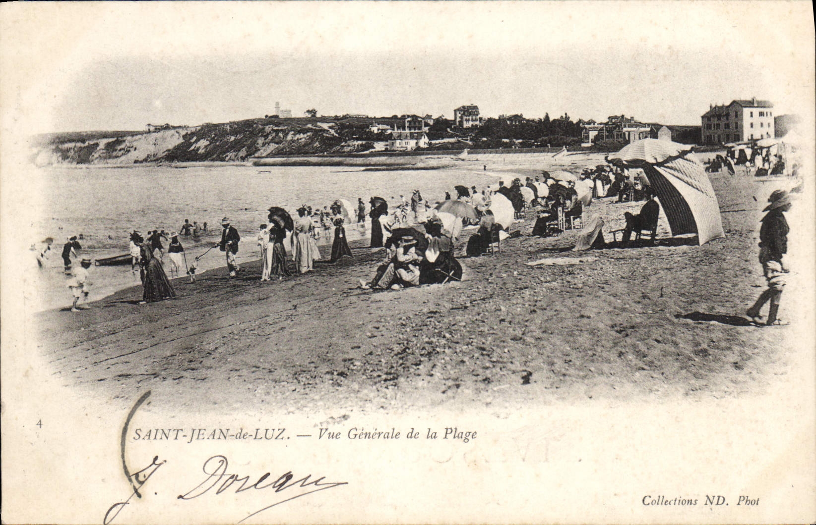 CPA Saint Jean de Luz vue Generale de la Plage