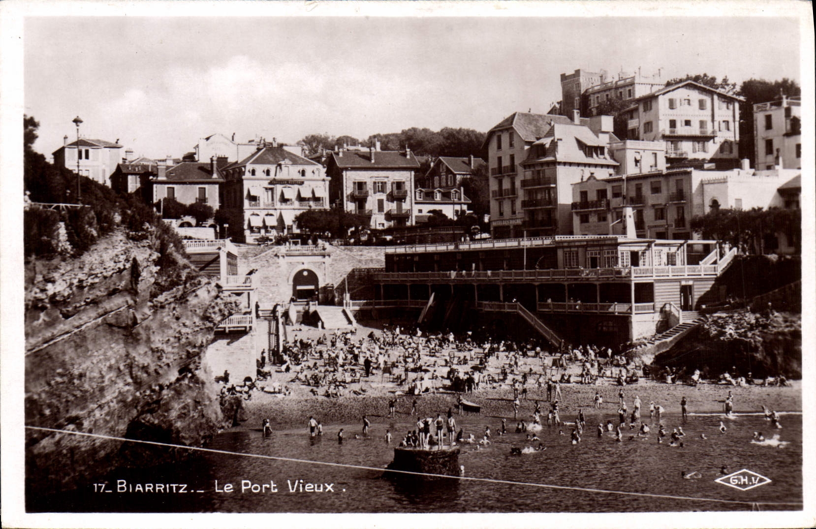 CPA Biarritz Le Port Vieux 