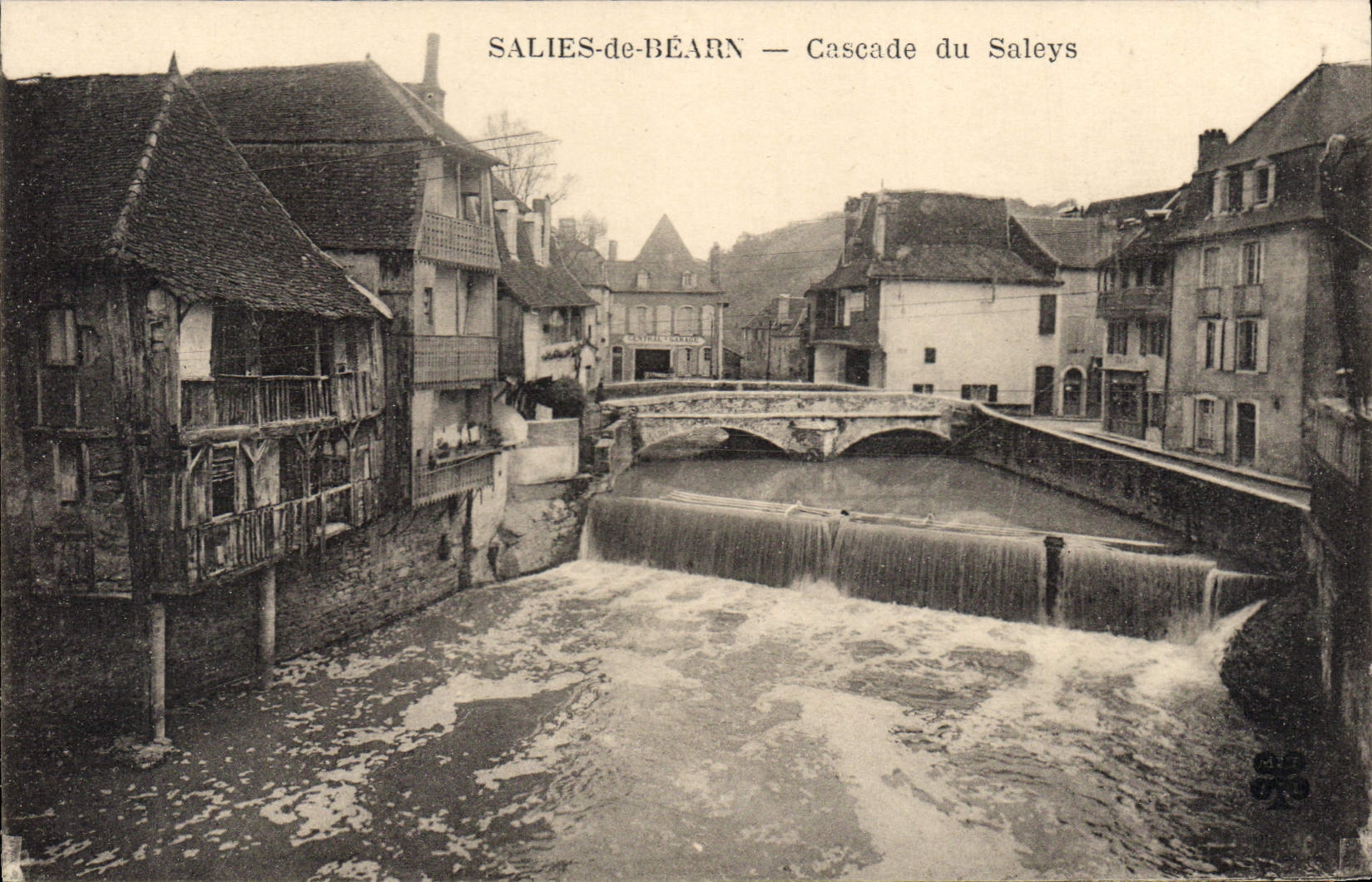CPA Salies de Bearn Cascade du Saleys