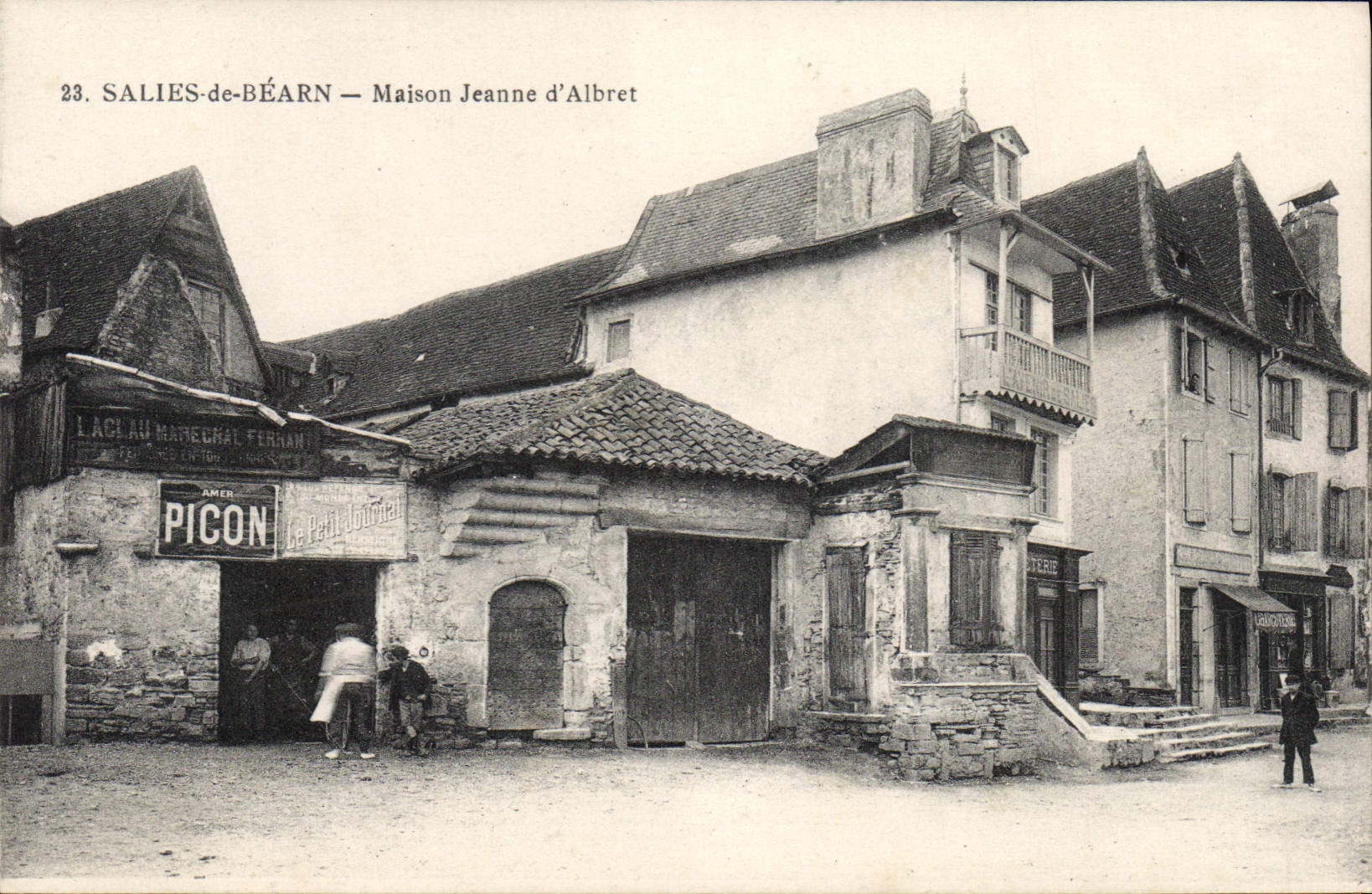 CPA Salies de Bearn Maison Jeanne d'Albret 