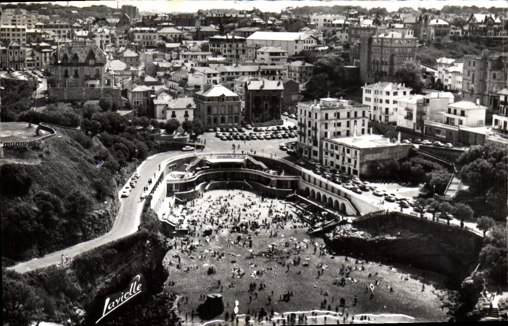 CPA Biarritz vue generale sur la Plage du Port Vieux