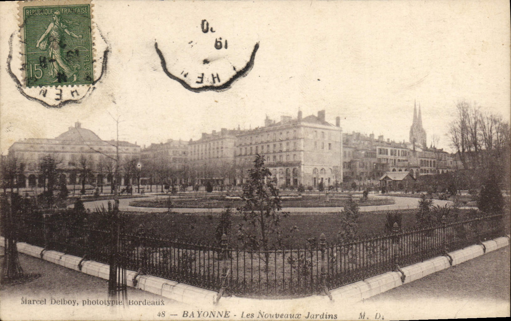 CPA Bayonne Les Nouveaux Jardins 