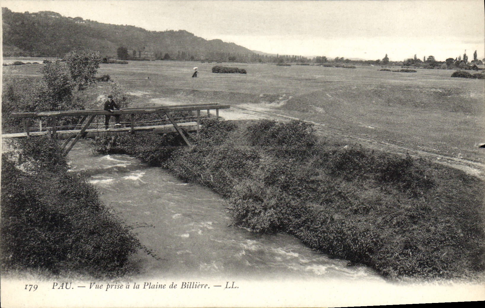 CPA Pau vue prise a la Plaine de Billiere 