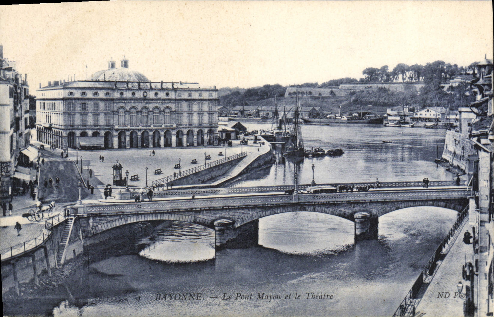 CPA Bayonne Le Pont Mayou dt le Theatre 