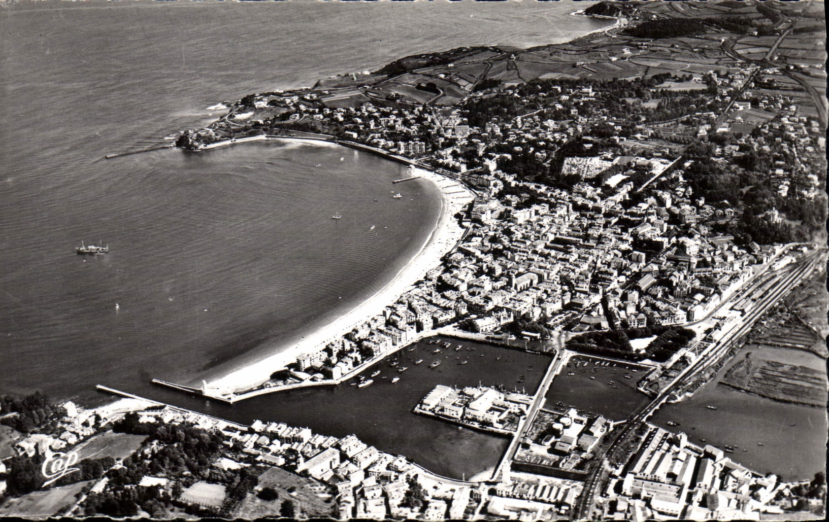 CPA Saint Jean de Luz vue Aerlenne