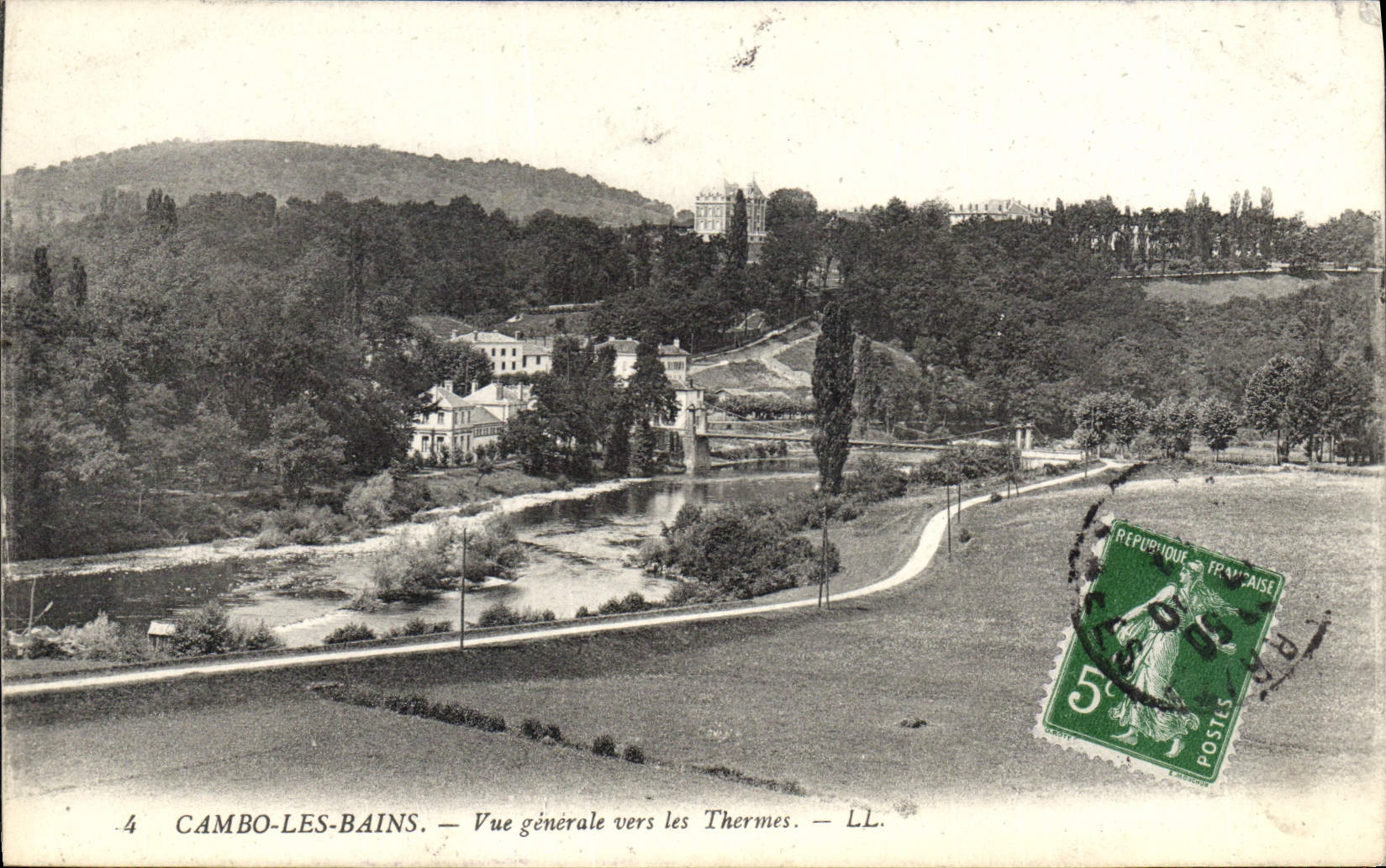 CPA Cambo Les Bains vue generale vers Thermes 