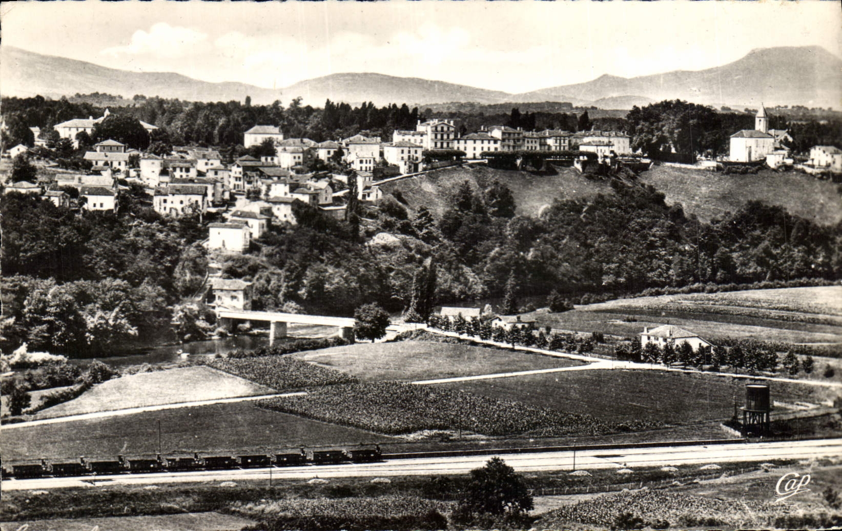 CPA Panorama de Cambo les Bains vue prise de la propriete de Celhaya 