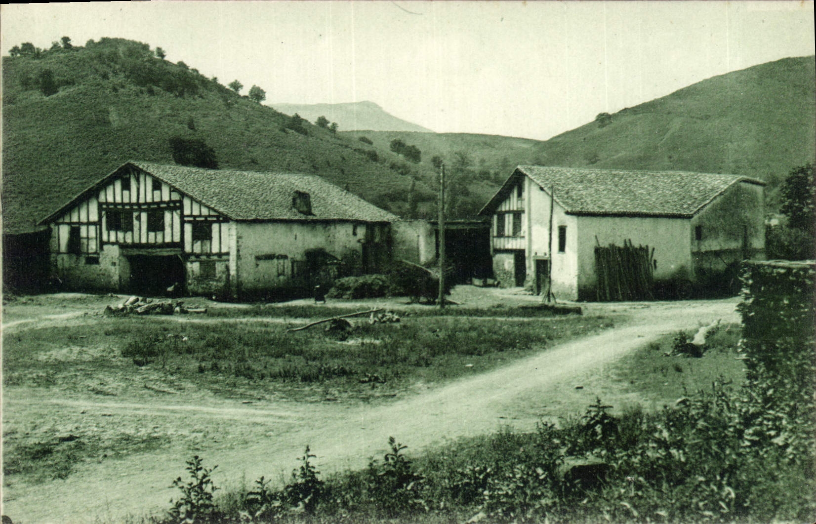 CPA Pays Basque Maison Basque a Ibarron
