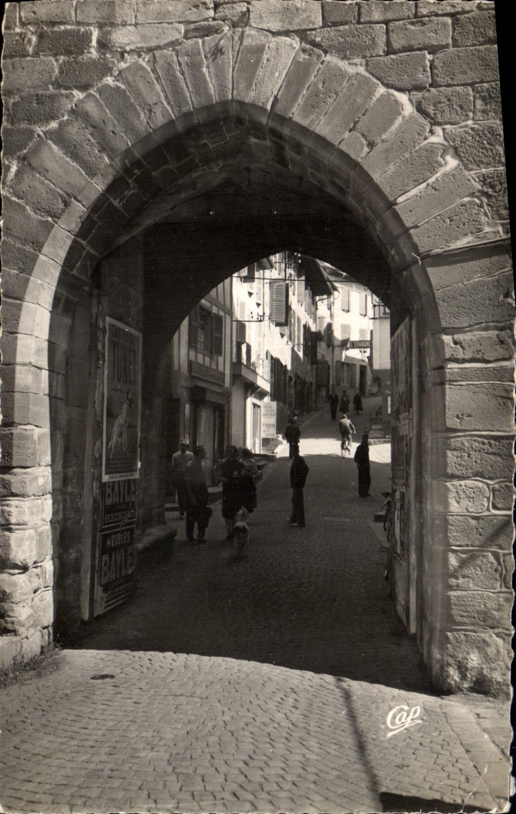 CPA Saint Jean Pied de Port Porte de l'Eglise