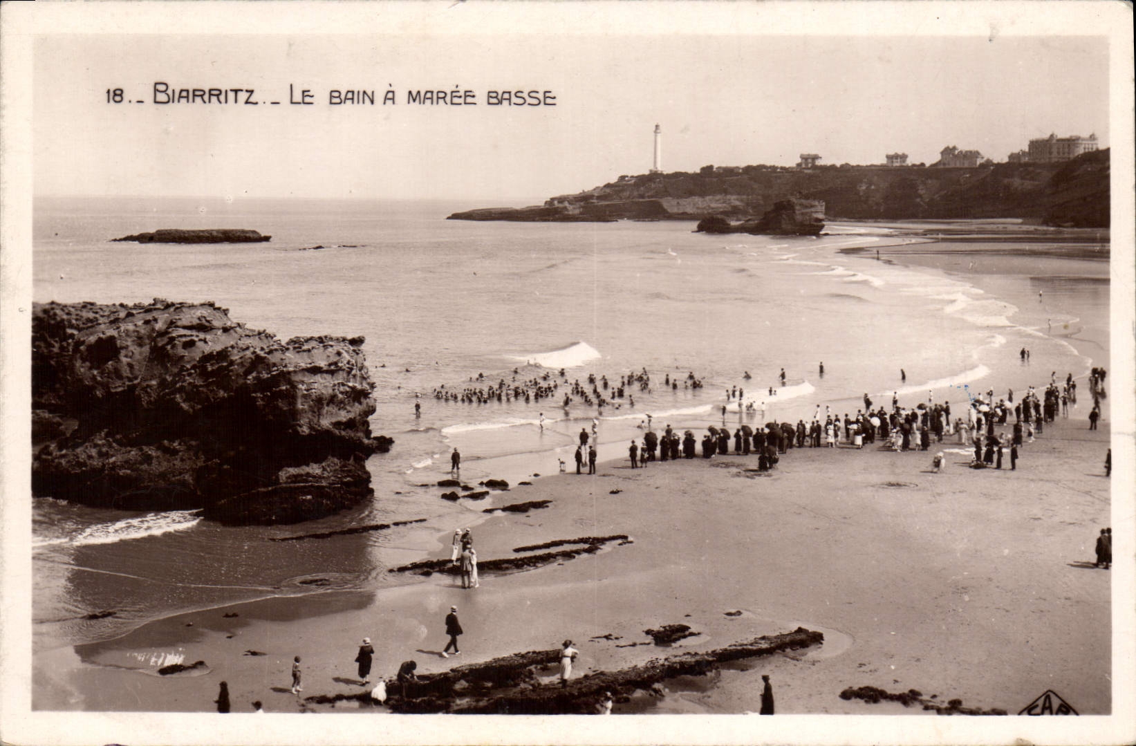 CPA Biarritz Le Bain a Maree Basse 