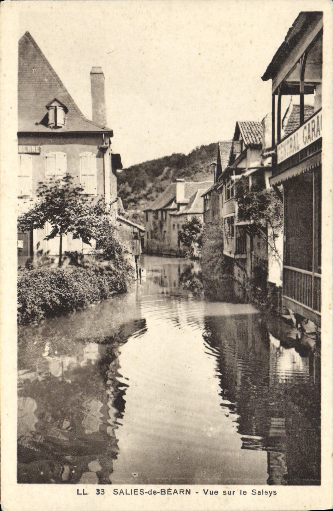 CPA Salies de Bearn Vue sur le Saleys