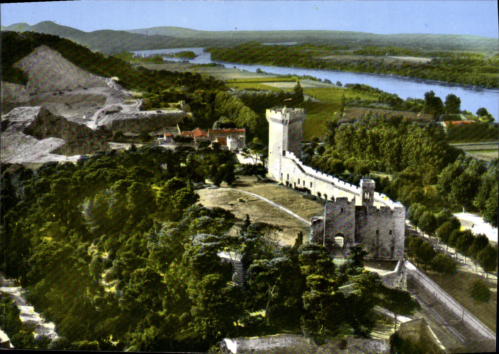 CPSM BEAUCAIRE le château