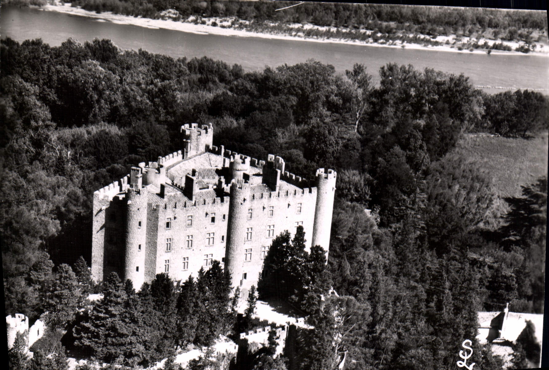 CPSM MONTFAUCON le château