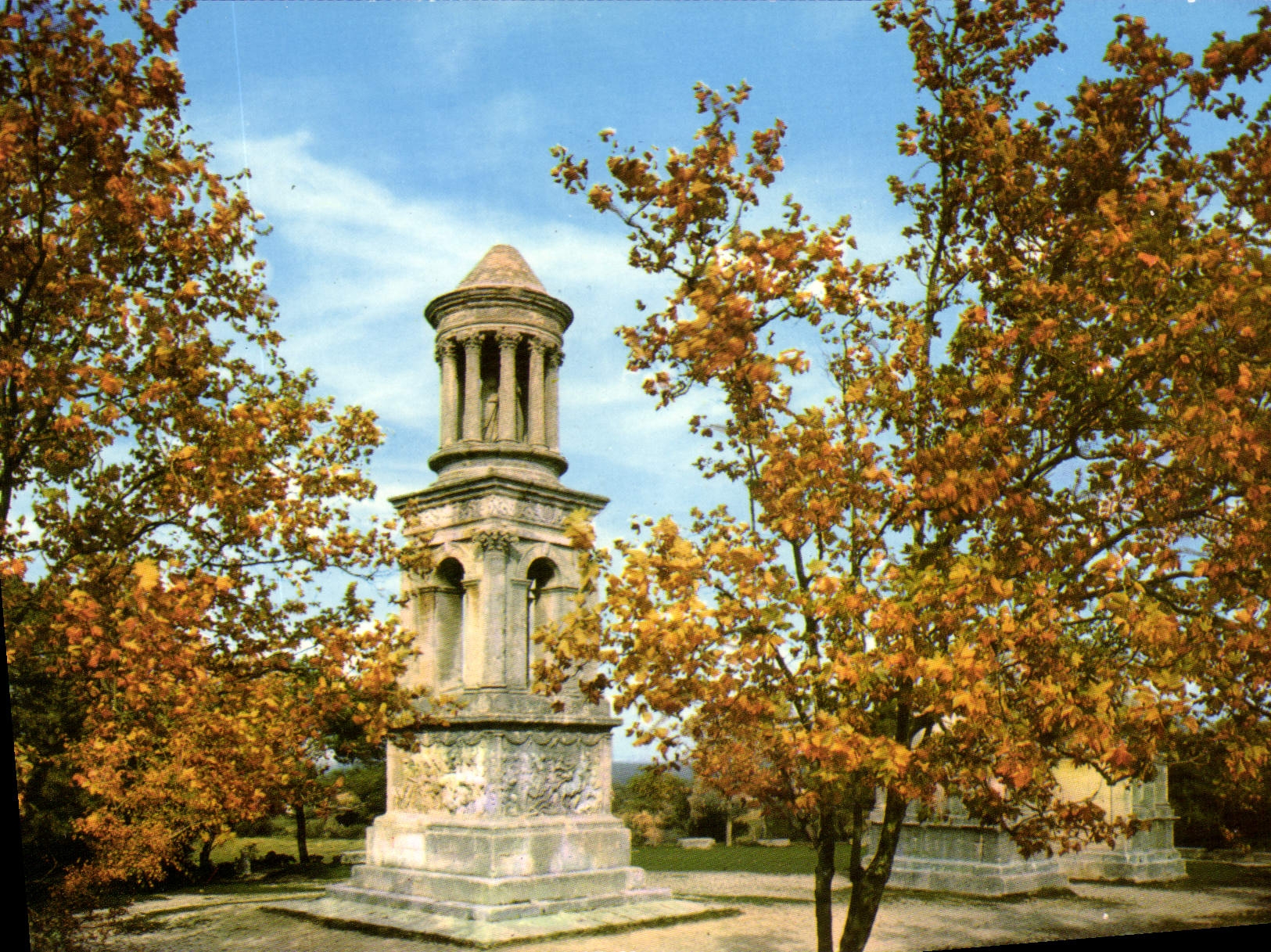 CPSM SAINT REMY DE PROVENCE le mausolée