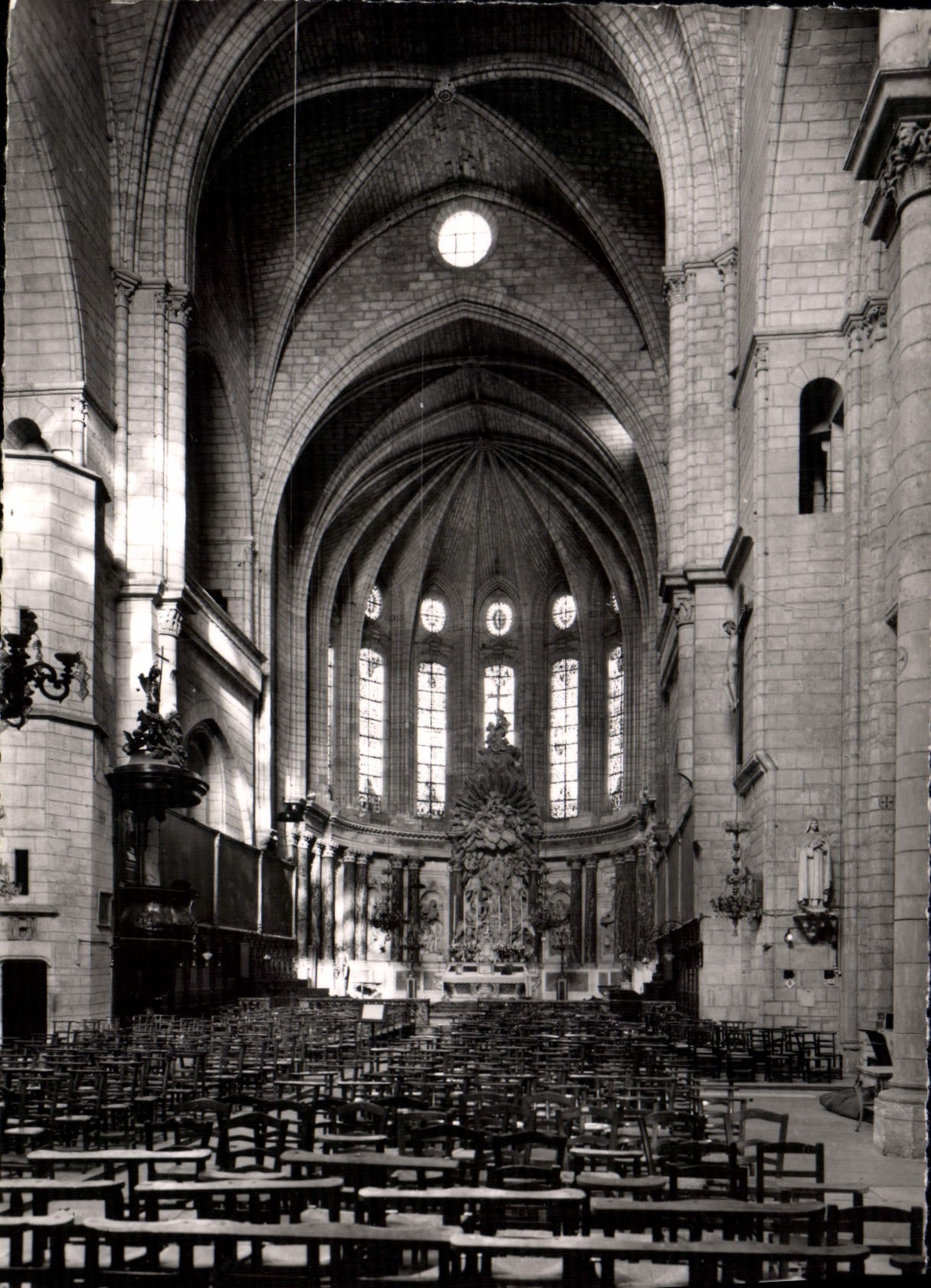 CPM Beziers Interieur De La Cathedrale St Nazaire Le Maitre Autel