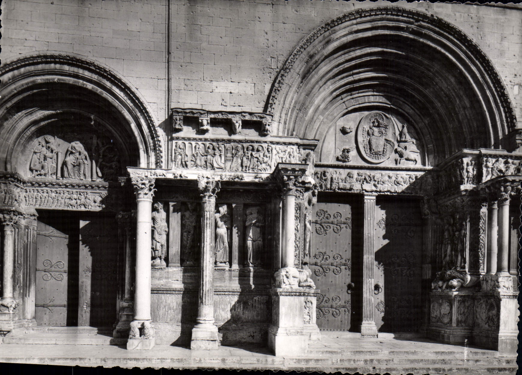 CPM Saint Gilles Facade De I'Eglise