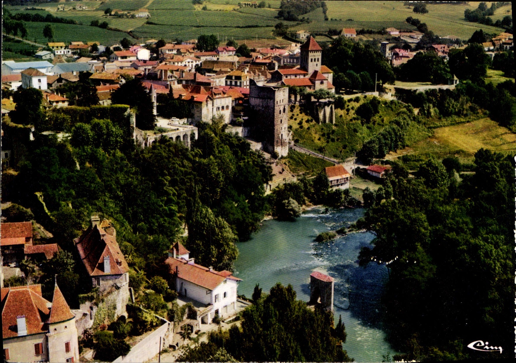 CPM Sauveterre De Bearn Vue Generale Aerienne