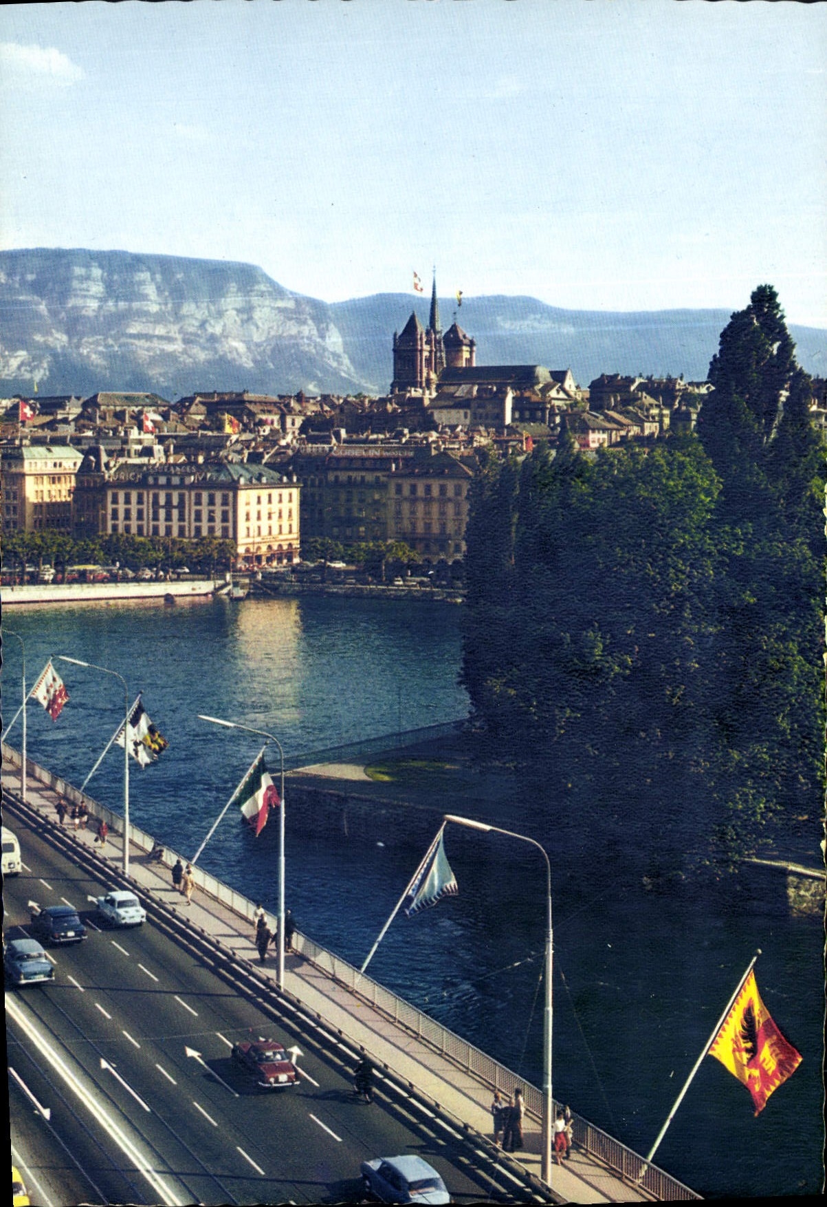 CPM Geneve Le Pont Du Mont Blanc