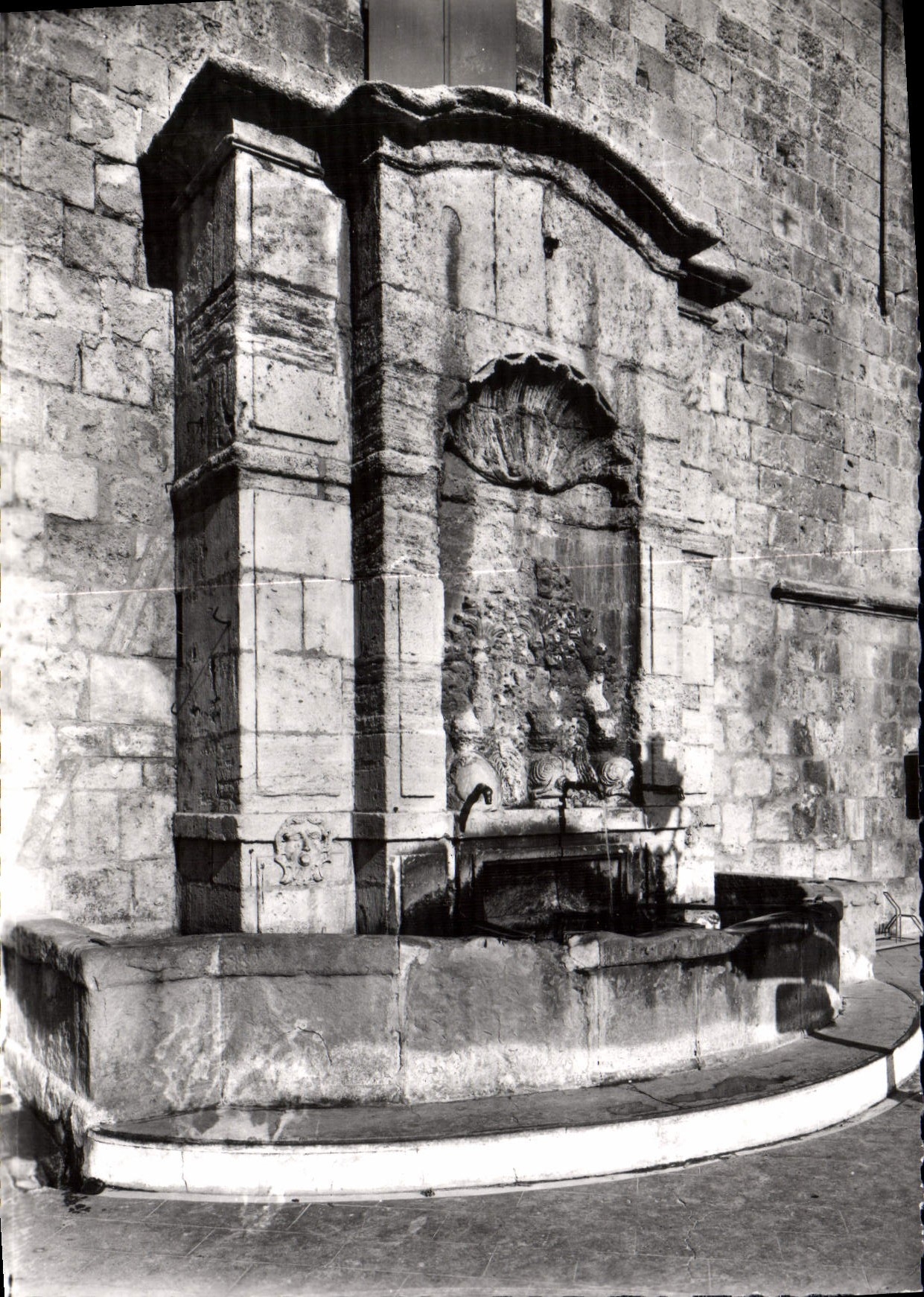 CPM Narbonne Vieille Fontaine