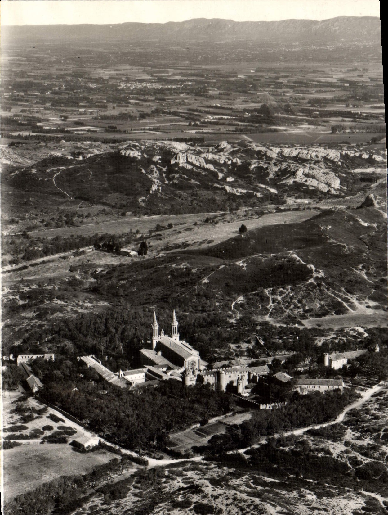 CPM Abbaye Saint Michel De Frigolet Tarascon
