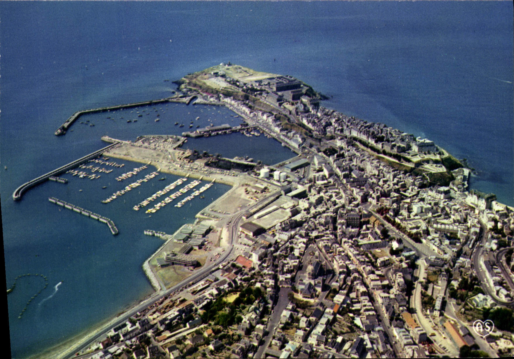 CPM Granville Ensemble de la Ville Avec les Ports et la Pointe du Roc