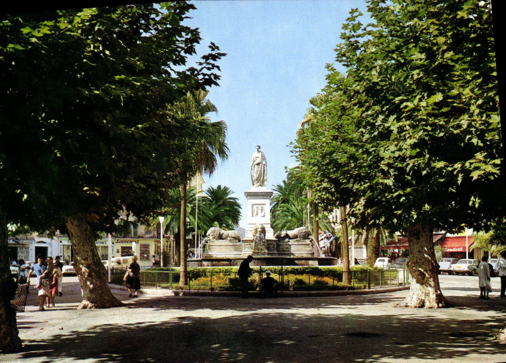CPM Ajaccio Statue de Napoleon ler Consul