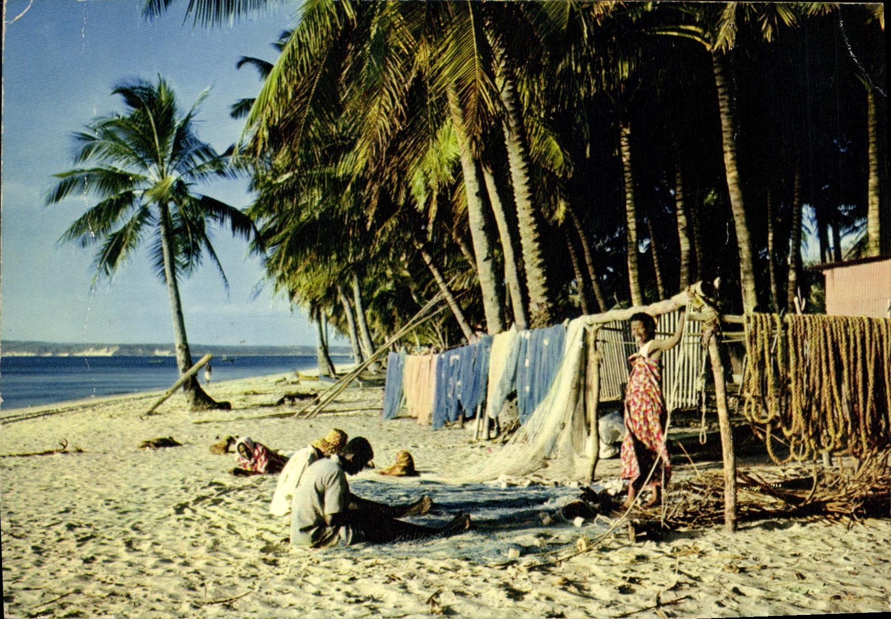 CPM Afrique En Couleurs Plage De Pecheurs Africa In Pictures Fishermen Beach