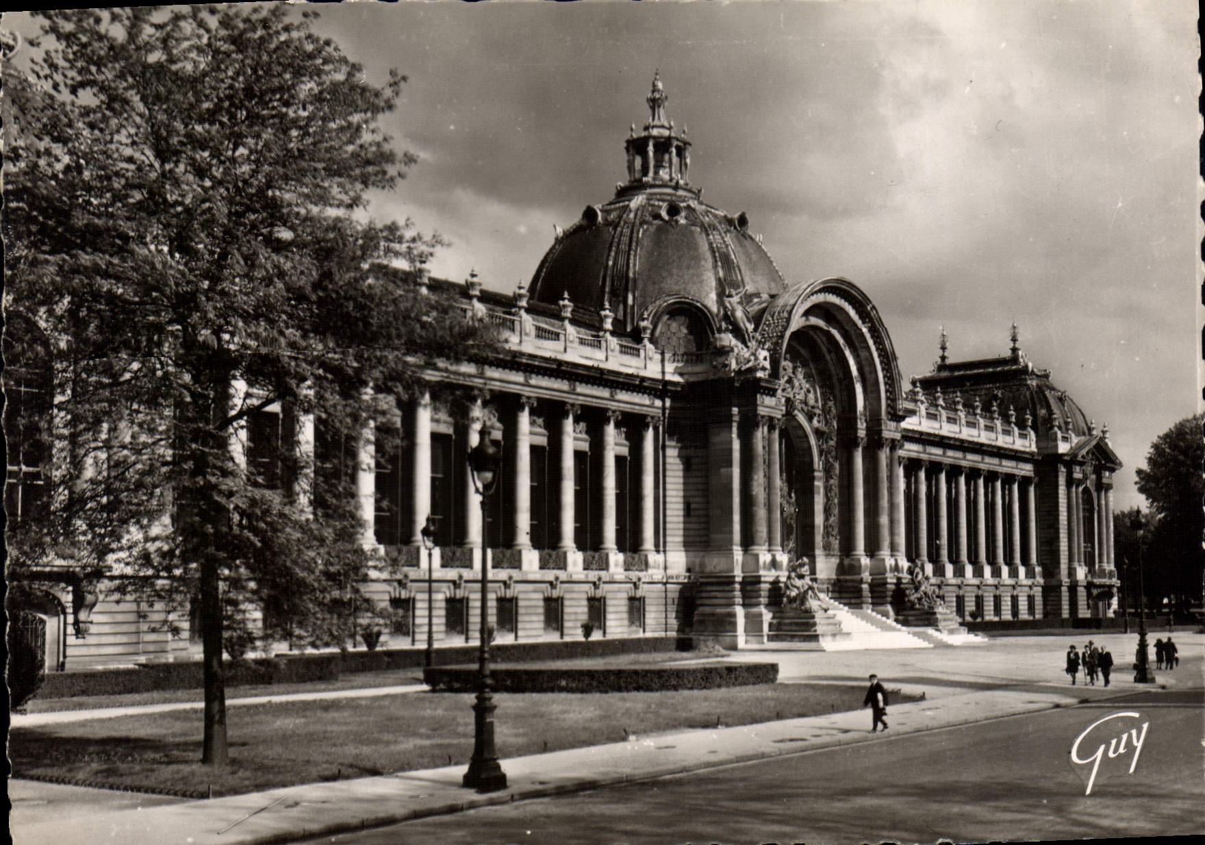 CPM Paris Ses Merveilles Le Petit Palais