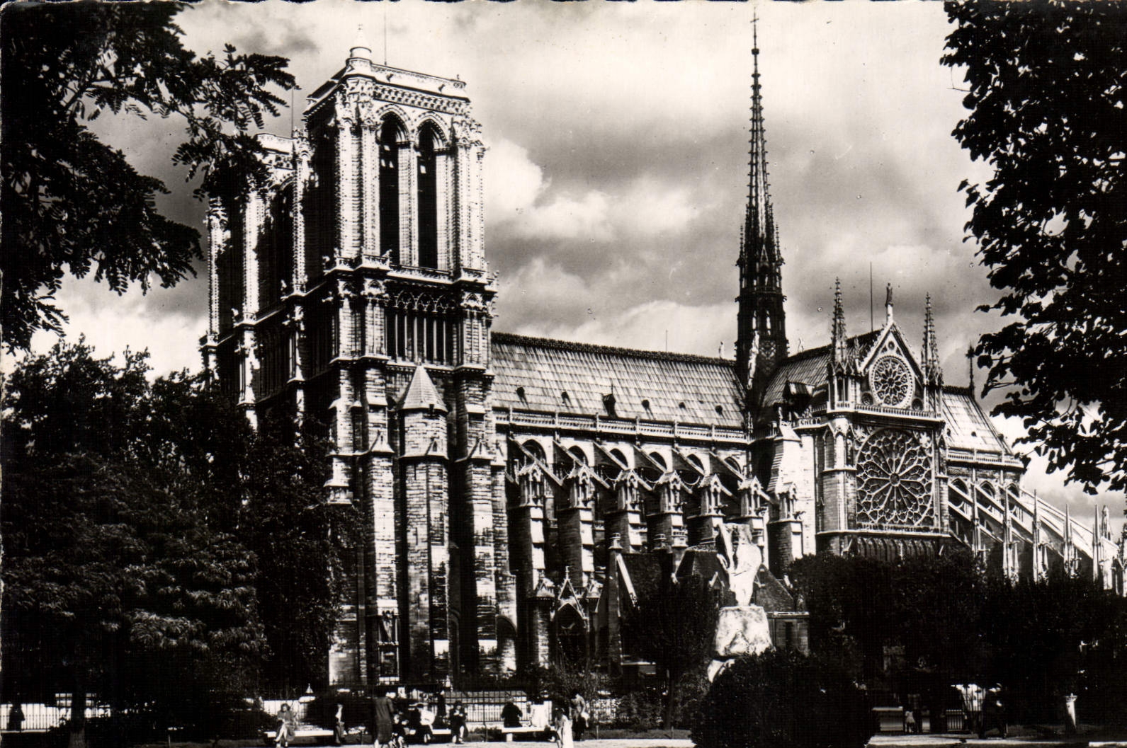 CPM Images De Paris Notre Dame Merveille
