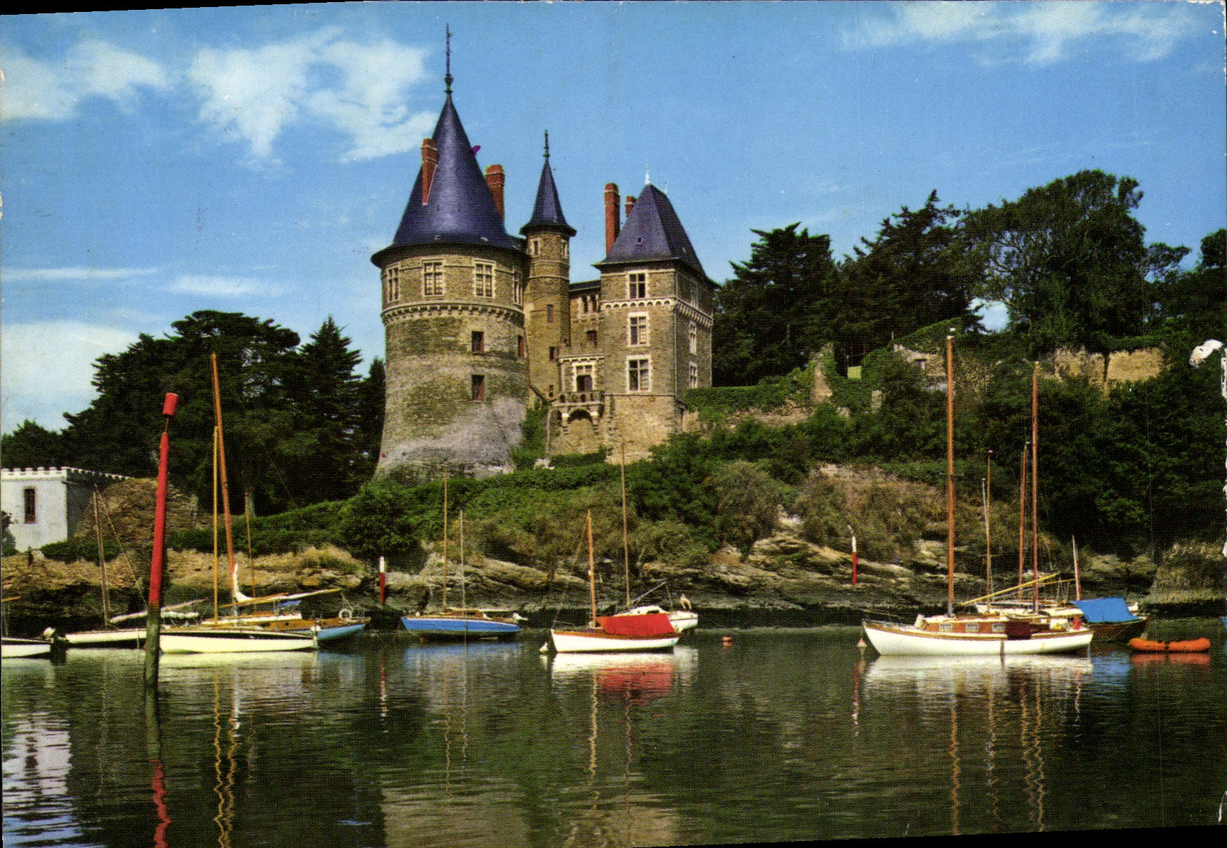 CPSM Lumiere De La Cote De Jade Pornic La Chateau