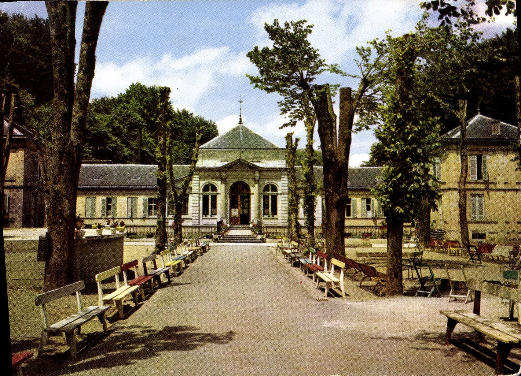 CPSM Capvern Les Bains L'Etablissement Thermal