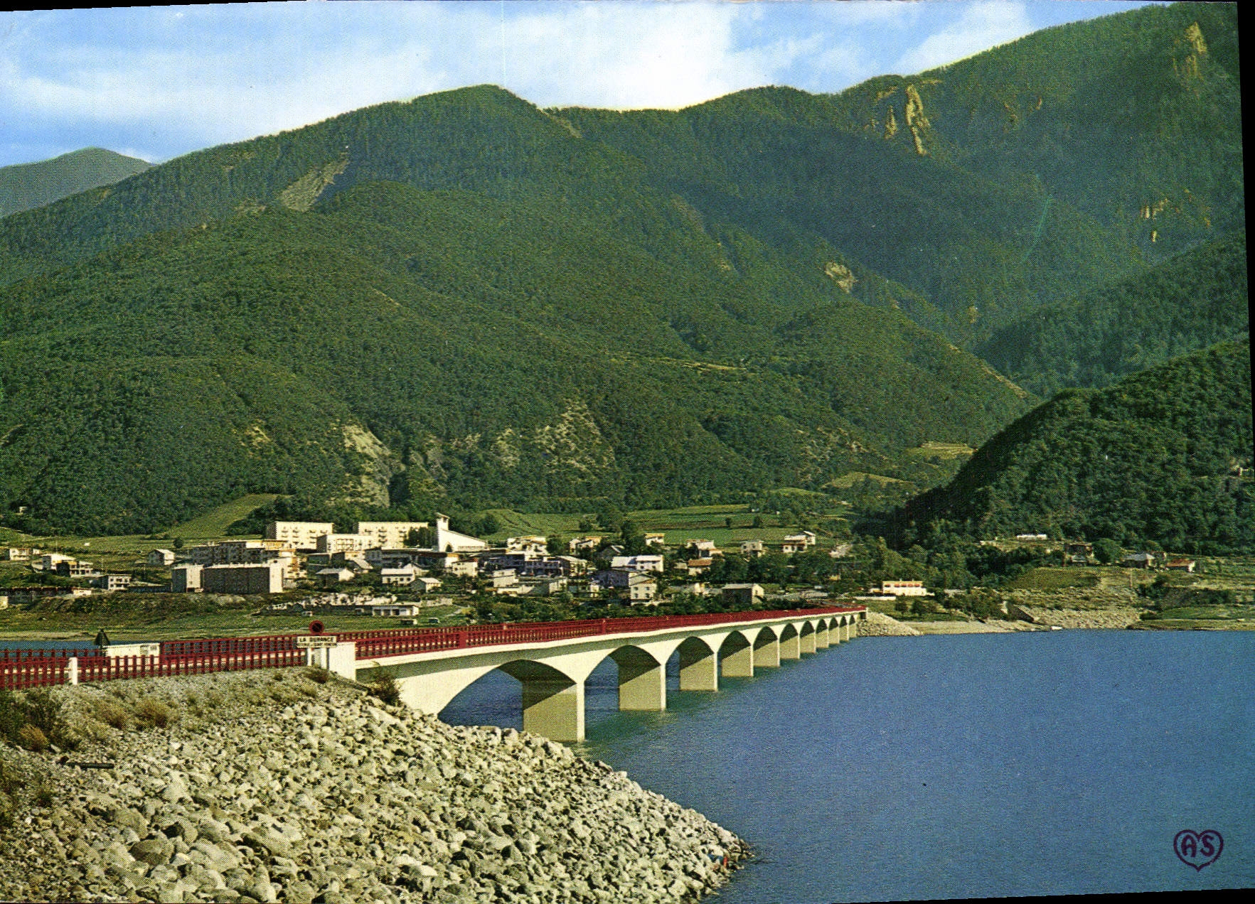 CPSM Savines le Lac H A Sur les Bords du Barrage de Serre Poncon 