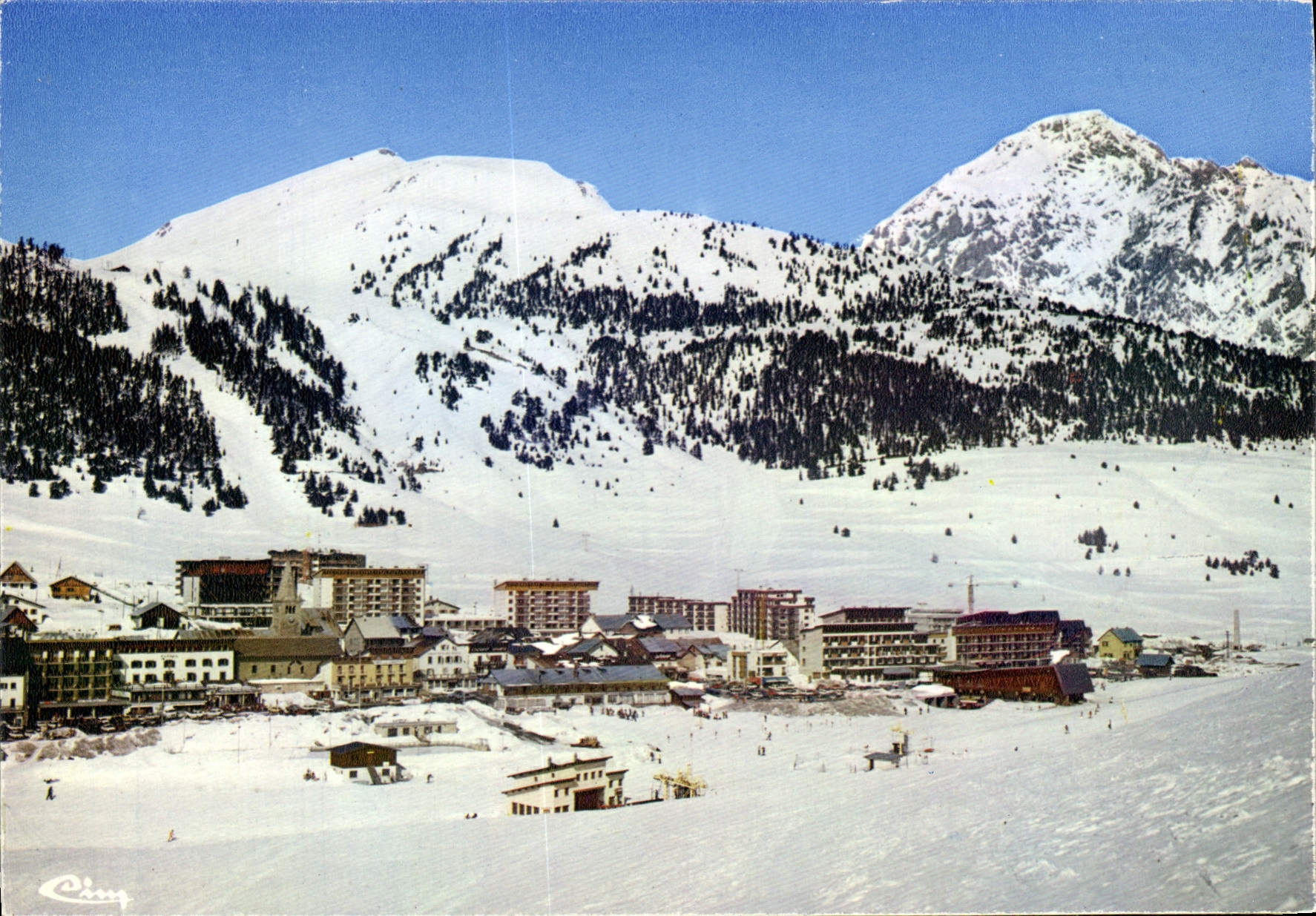 CPSM Montgenerve Htes Alp Vue partielle de la Station