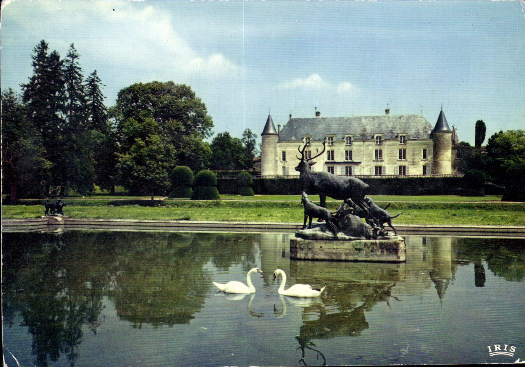 CPSM Environs de Cognac Chateau de St Brice 