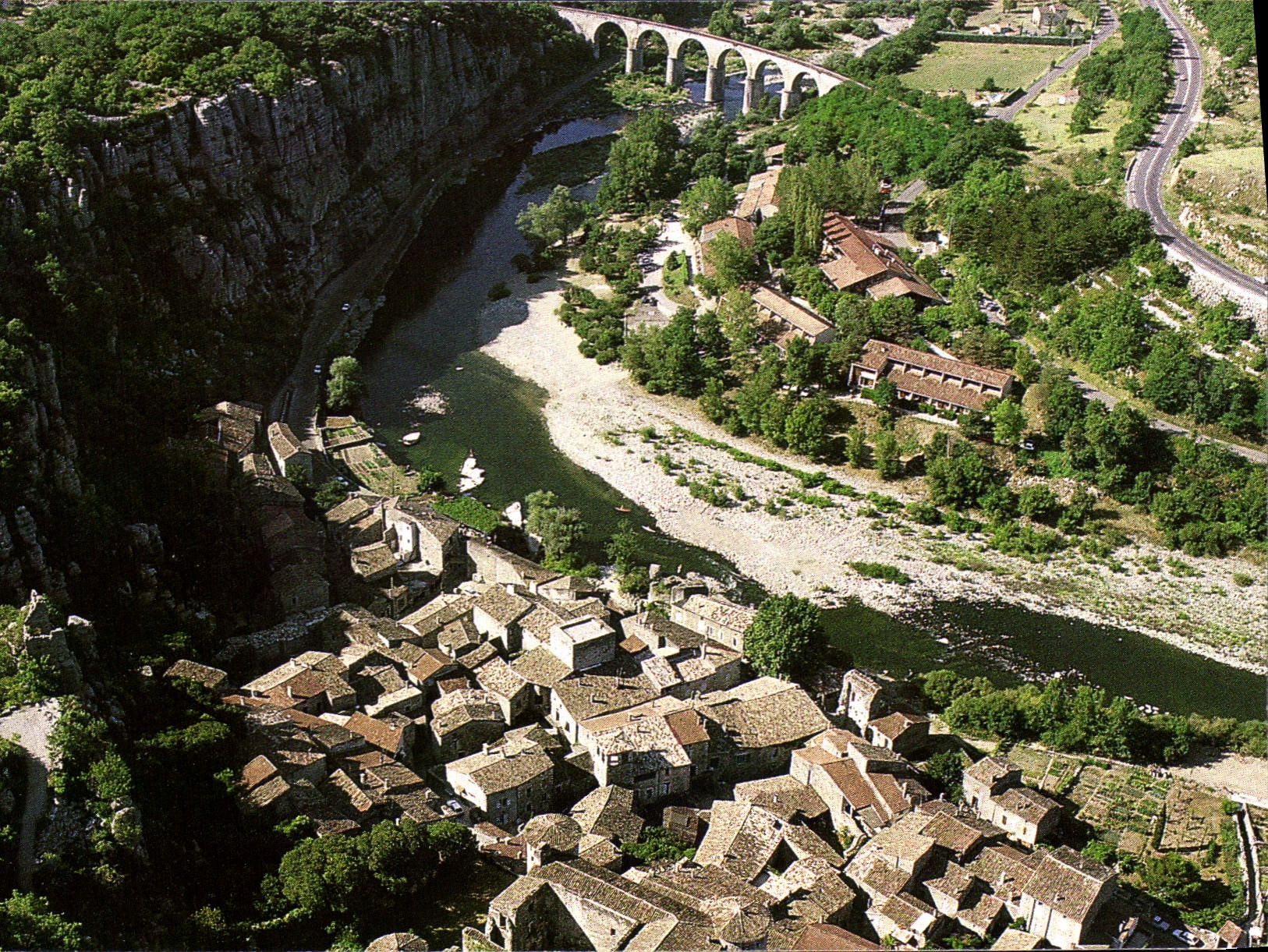 CPSM En Ardeche Meridionale Village Vacances Vogue