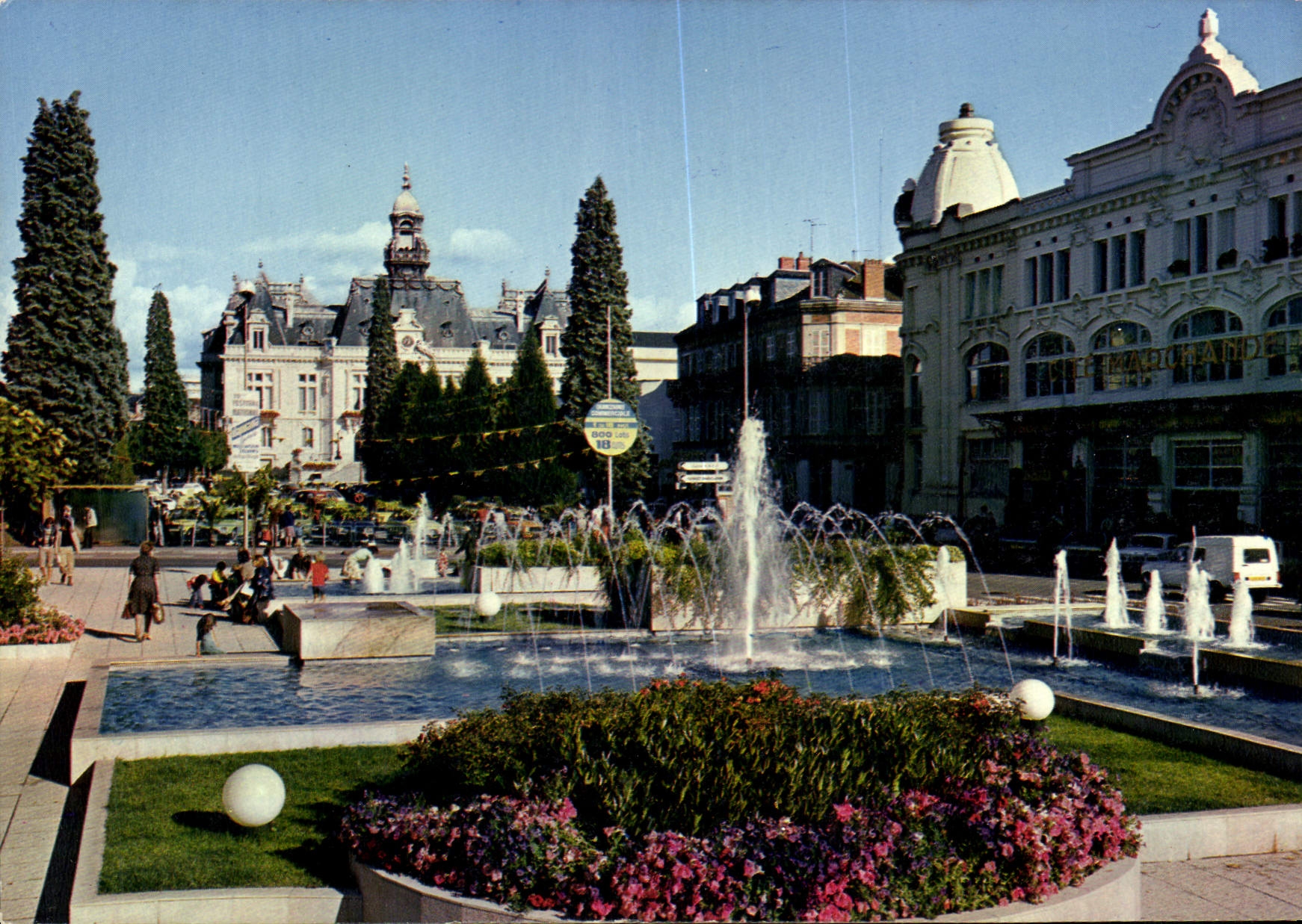 CPSM Vichy Allier Station hydrominerale Les jets d'eau 