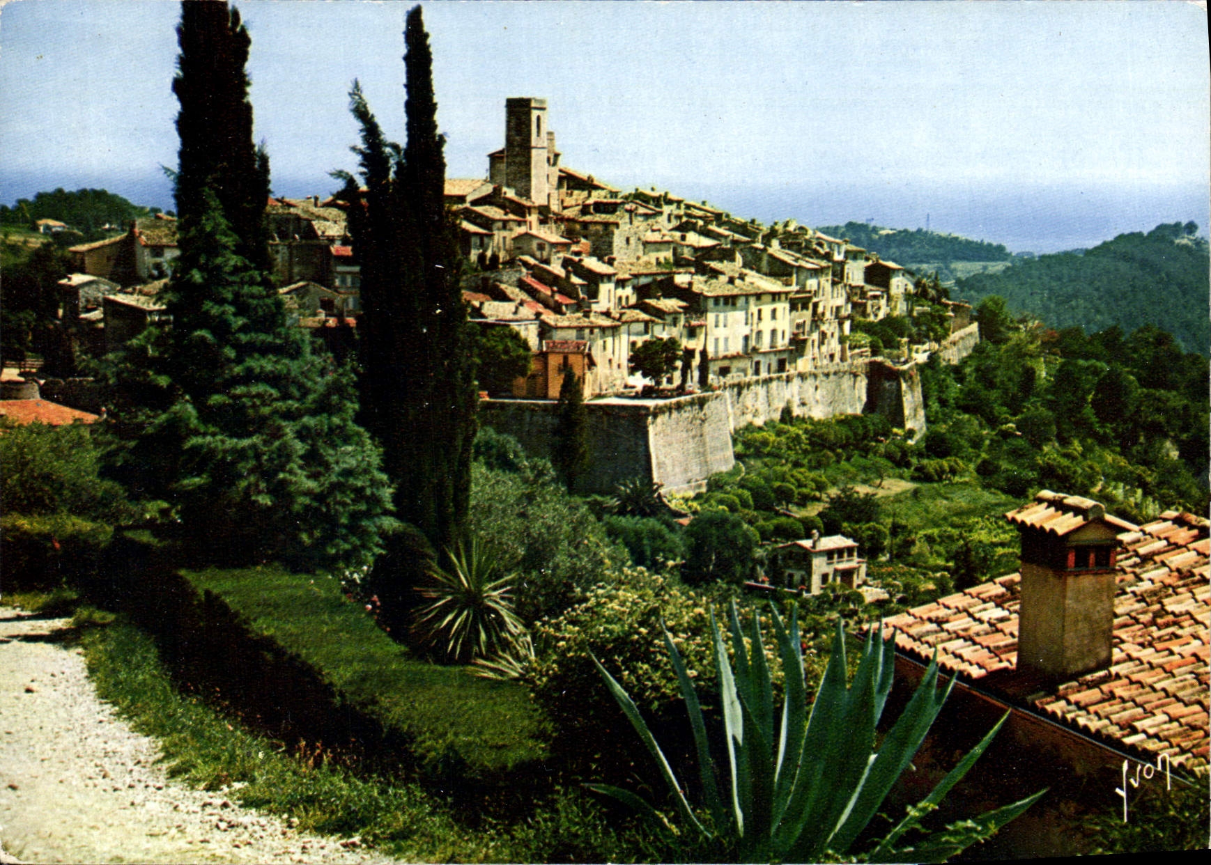 CPSM Couleurs et Lumiere de France La Cote d'Azur miracle de la nature Saint Paul Alpes Maritimes Vu