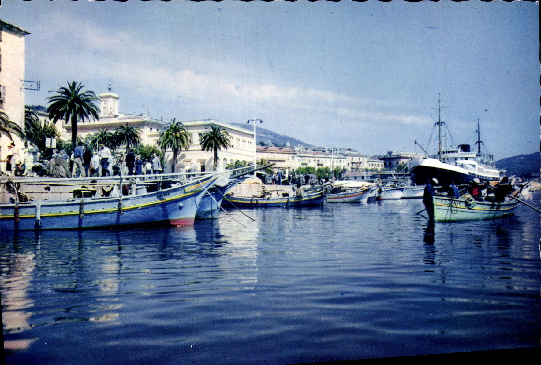 CPSM Ajaccio Port de peune 
