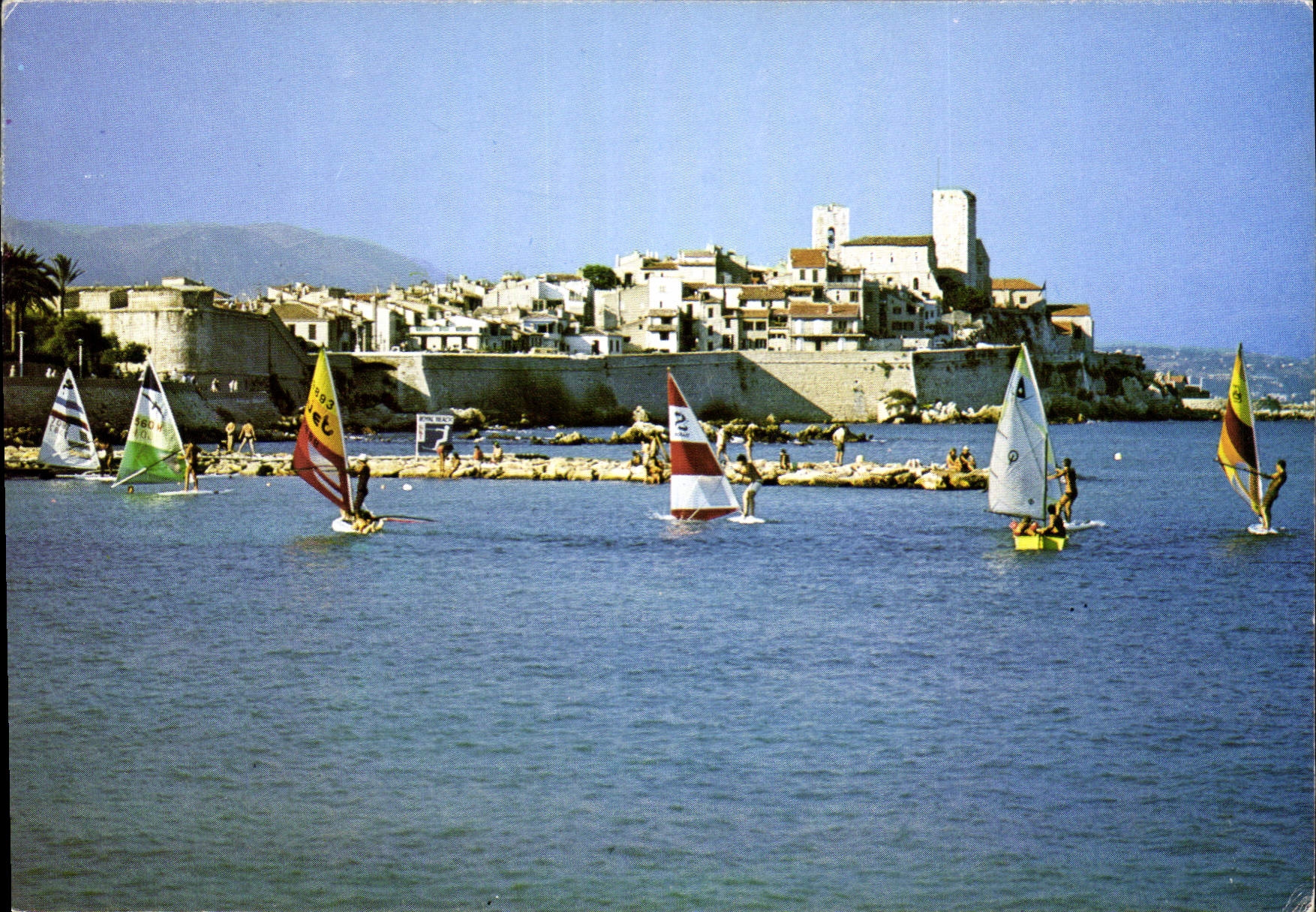 CPSM Antibes Alpes Maritimes Planches a voite devant les remparts et la vieille ville