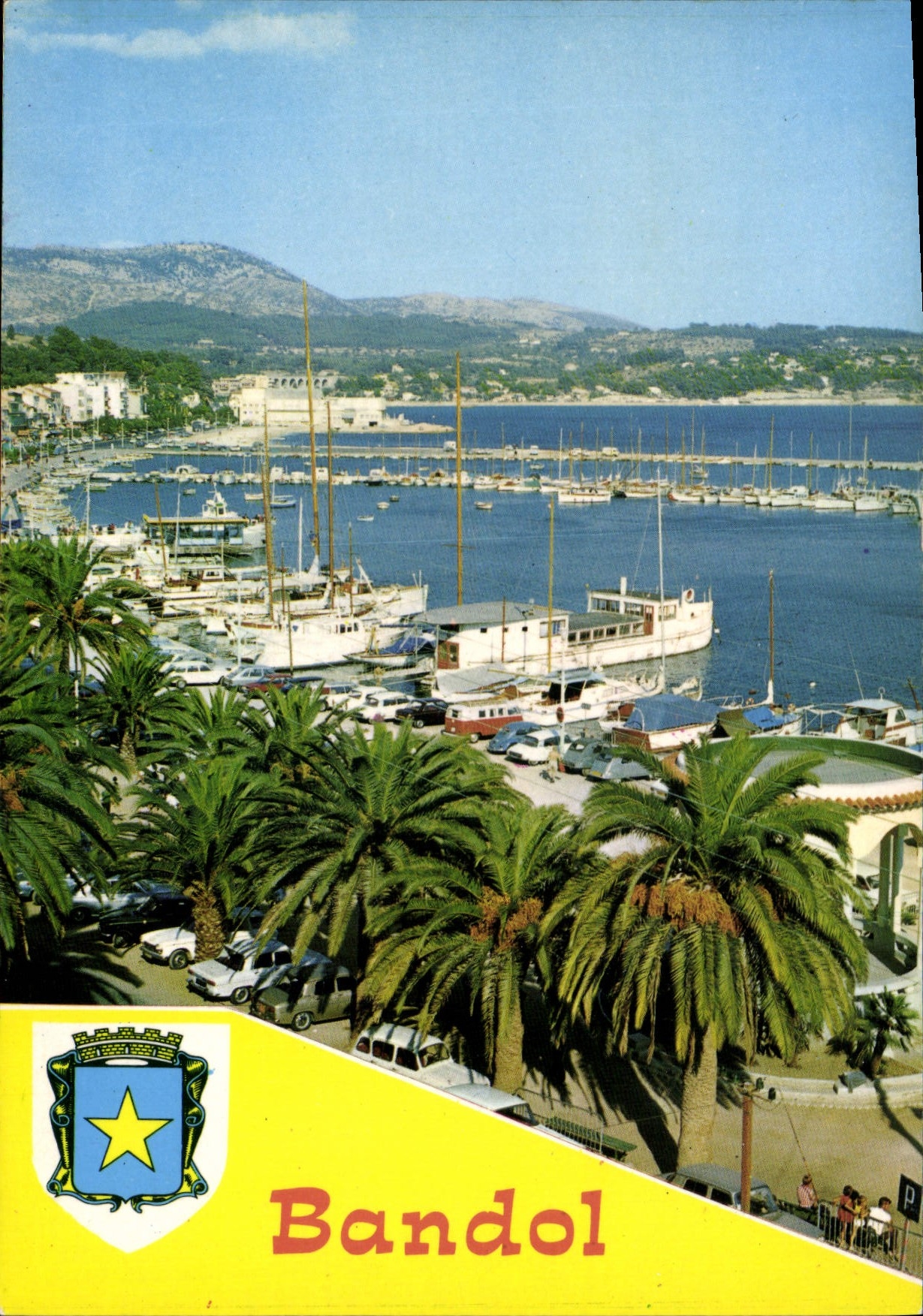 CPSM Charmes et soleil de la Cote d'Azur Bandol Perspective sur le port