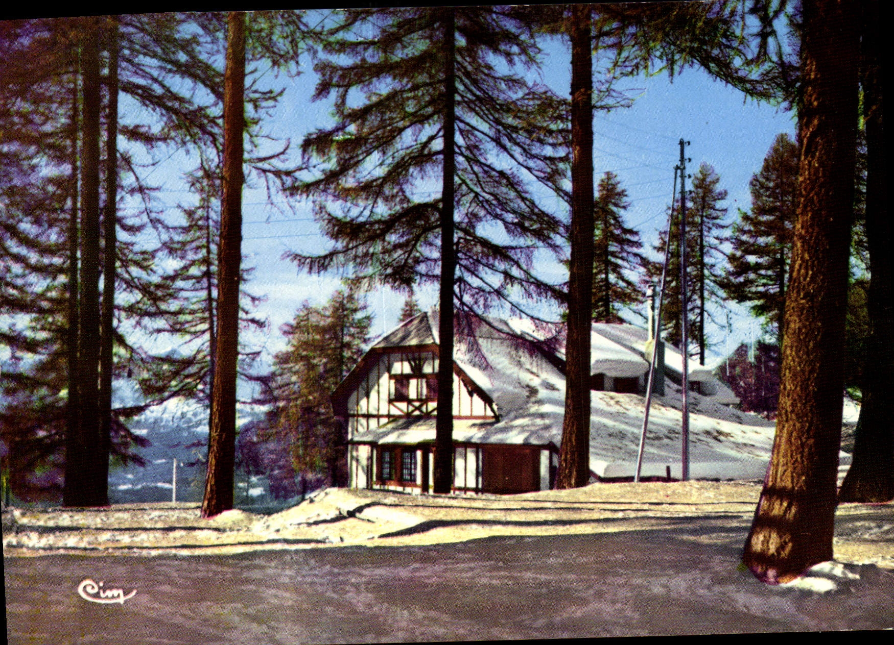 CPSM Valberg A Mar station d'hiver et station estivale l'Oustales dans les Melezes en hiver 