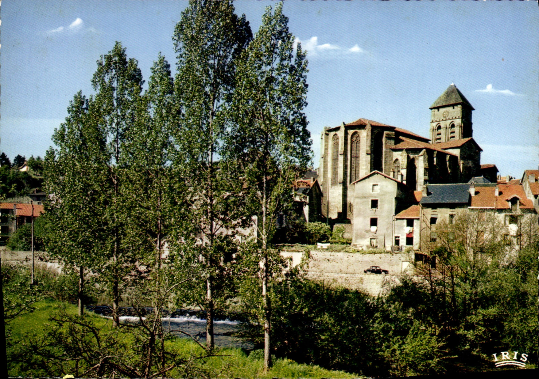 CPSM Vallee de la Vienne Eymoutiers Hte Vienne la vallee de la Vienne et la cathedrale XI XV siecle