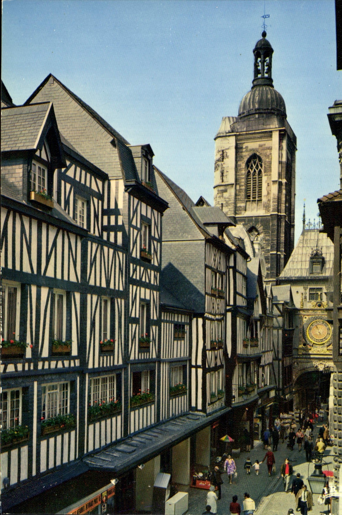CPSM Normandie France Rouen la rue du Gros Horlage Vole pietonne 