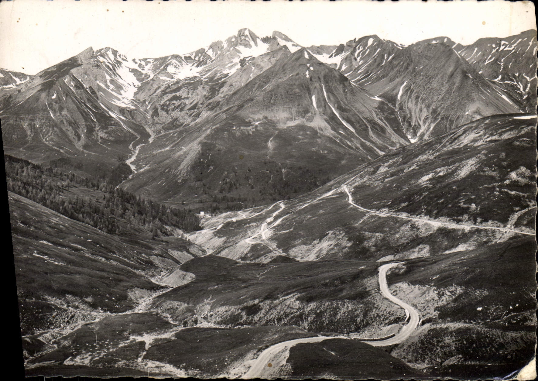 CPSM La Route des Grandes Alpes Col d'Allos B A la route du Col 