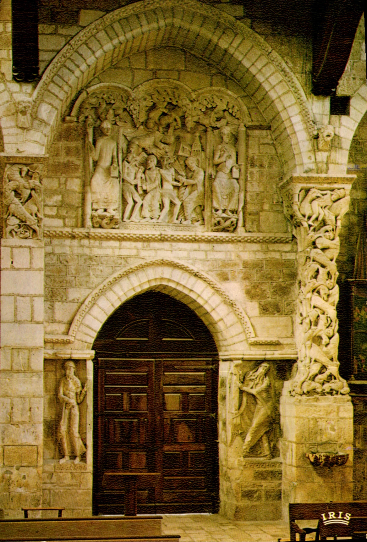 CPSM Souillac Lat Eglise abbatiale Portail Interieur